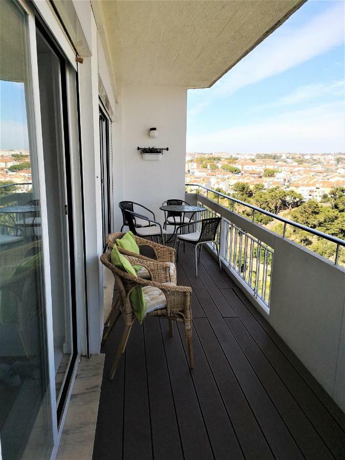 Superb View Over Cascais And The Ocean, With Wonderful Balcony Luaran gambar